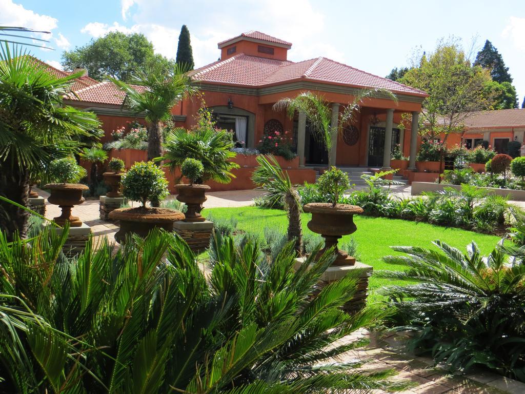 Ivory Manor Boutique Hotel Pretoria-Noord エクステリア 写真